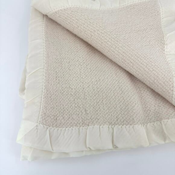 Vintage Faribo Full Queen Beige Satin Trim Waffle Weave Wool Acrylic Blanket - Picture 2 of 8